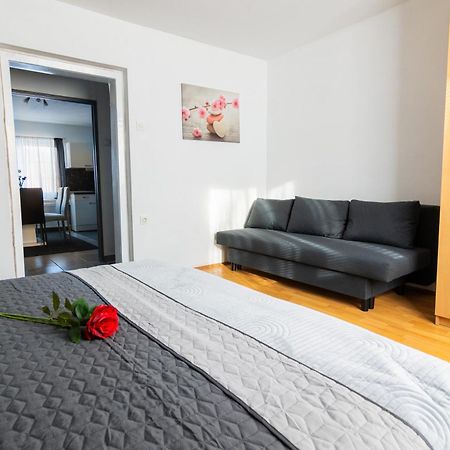 Apartma Ella Lovrenc na Pohorju Exterior photo