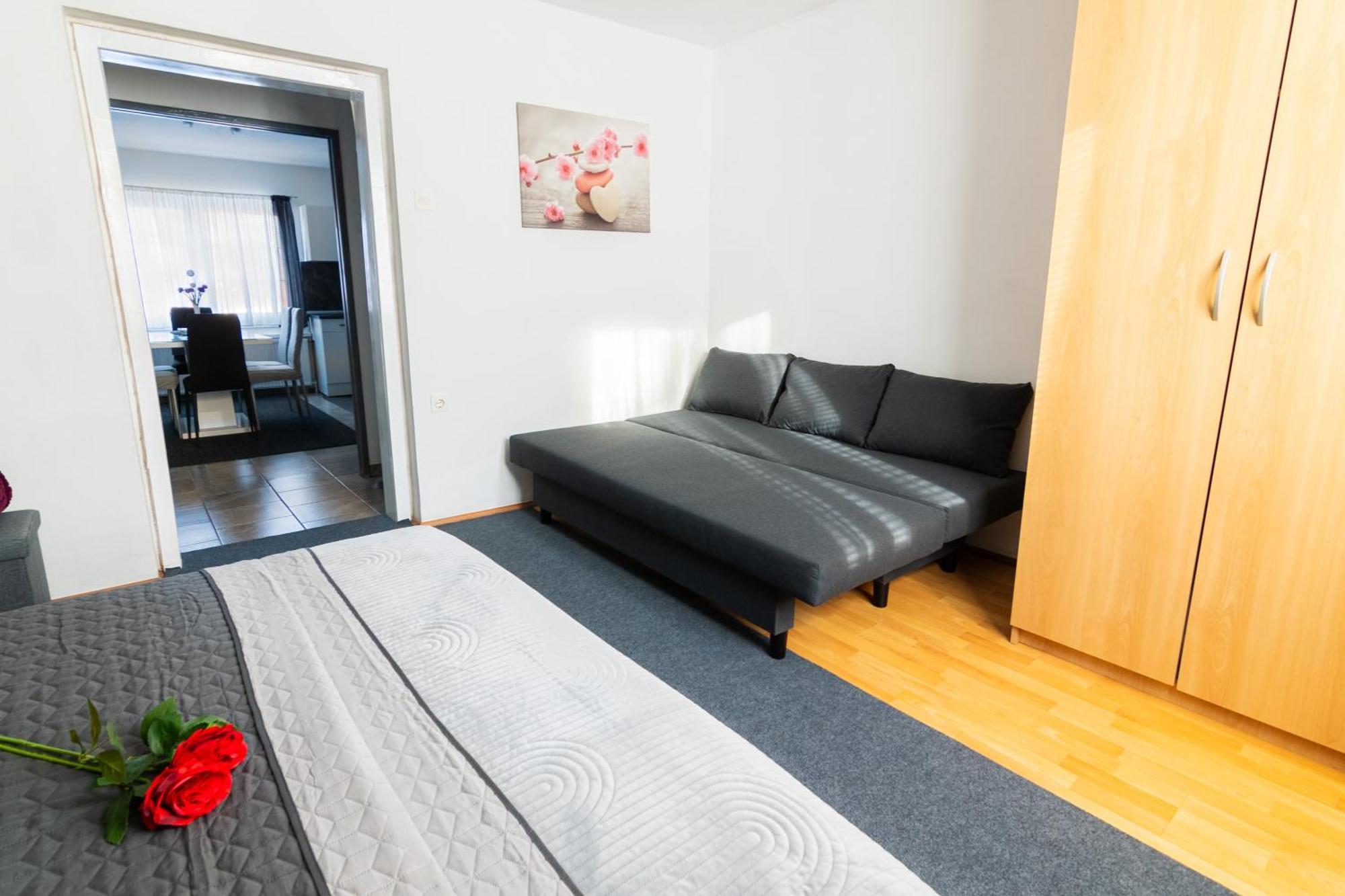 Apartma Ella Lovrenc na Pohorju Exterior photo